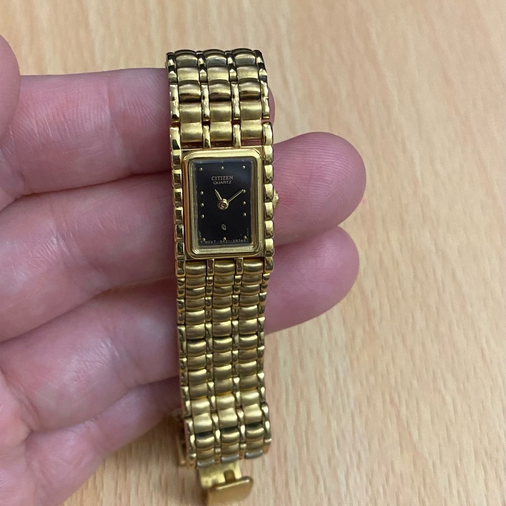 Citizen watch